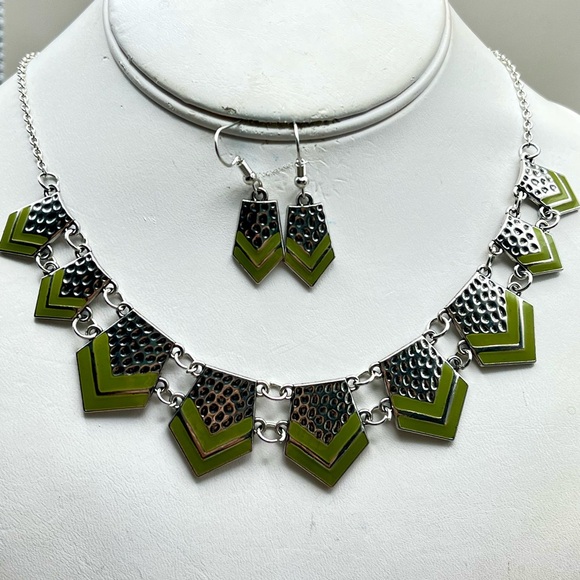 Jewelry - Silver and Green Chevron Necklace and Earring Set